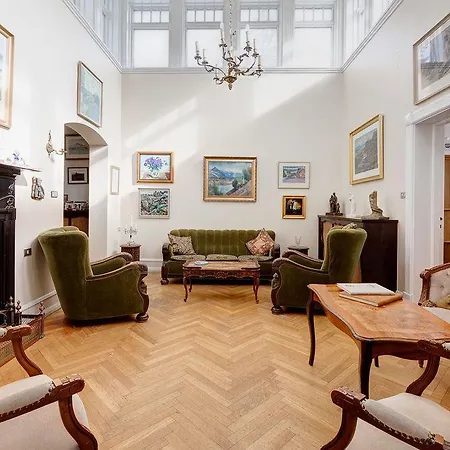 Guest house Galtafell 3*